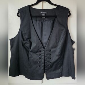 New I.N.C. Folk Glam Black Vest Button Accent Size 22W Buckle Back NWT